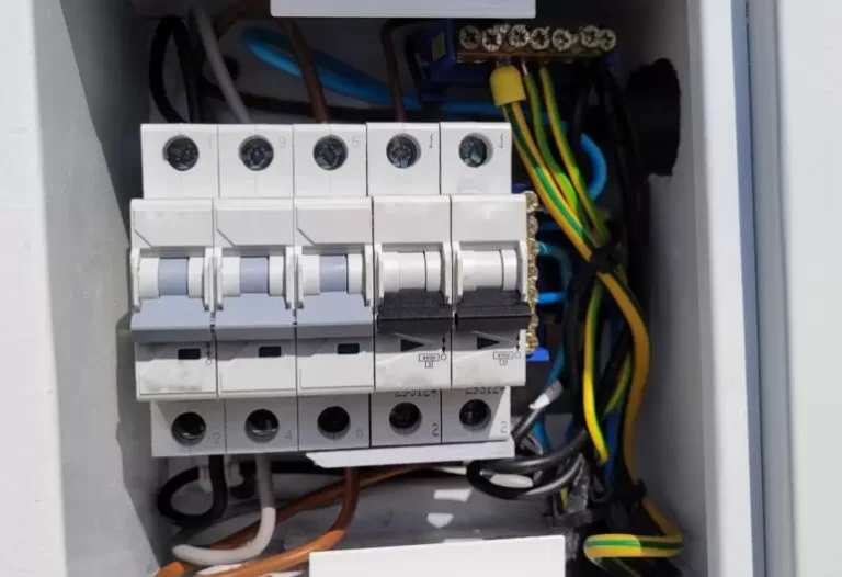 Low Voltage Wire and Regular Wire